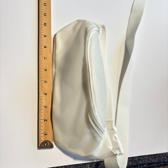 American Eagle White Semi Transparent Fanny Pack Waist Bag - Picture 5 of 7